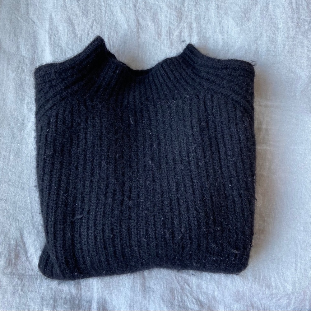 black theory sweater